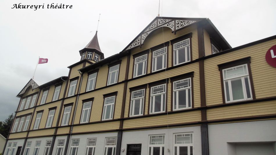 09 théatre Akureyri
